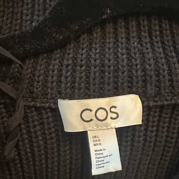 COS women Dark Zip-Up Sweater - Picture 2 of 3